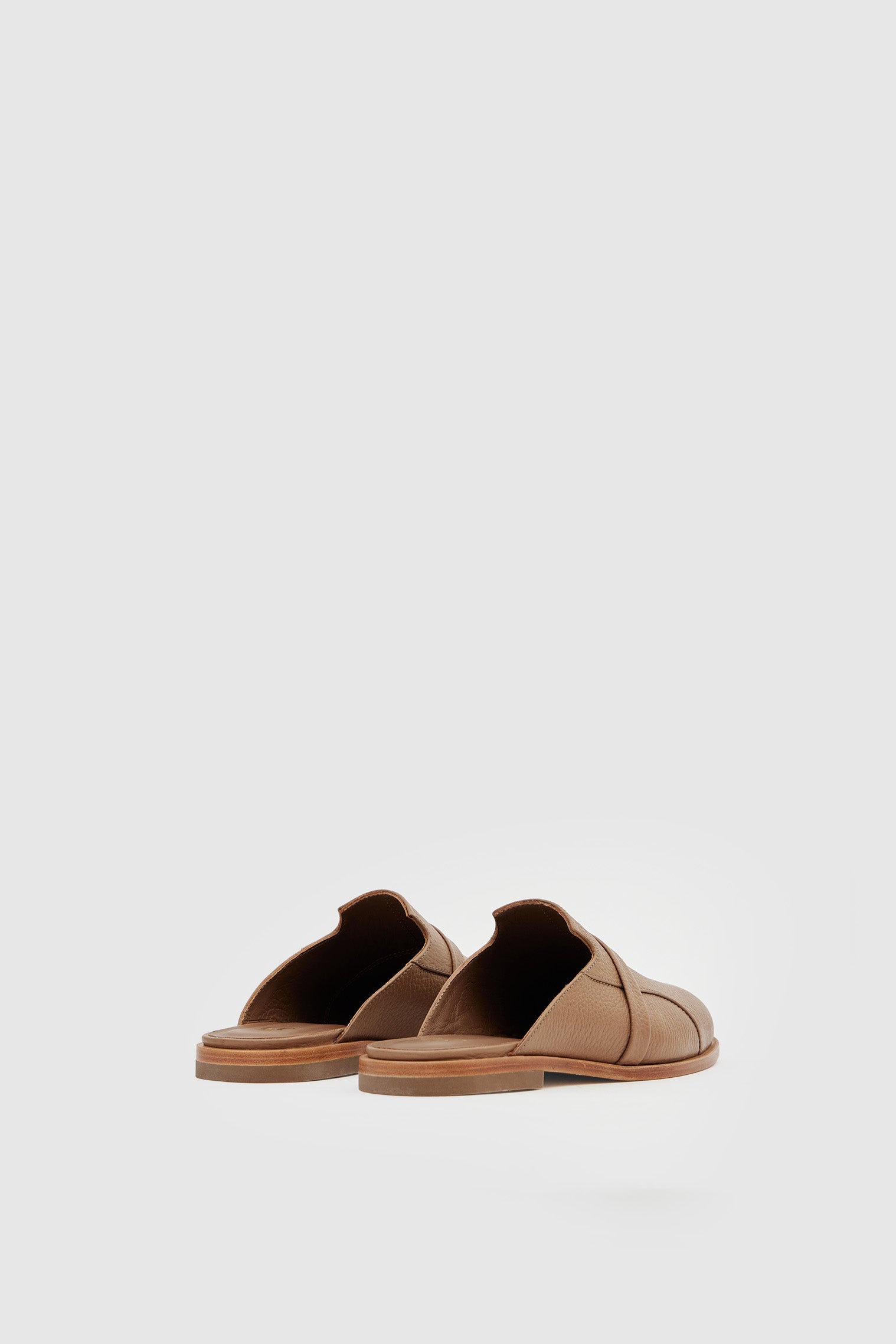Janik Mule - Tobacco